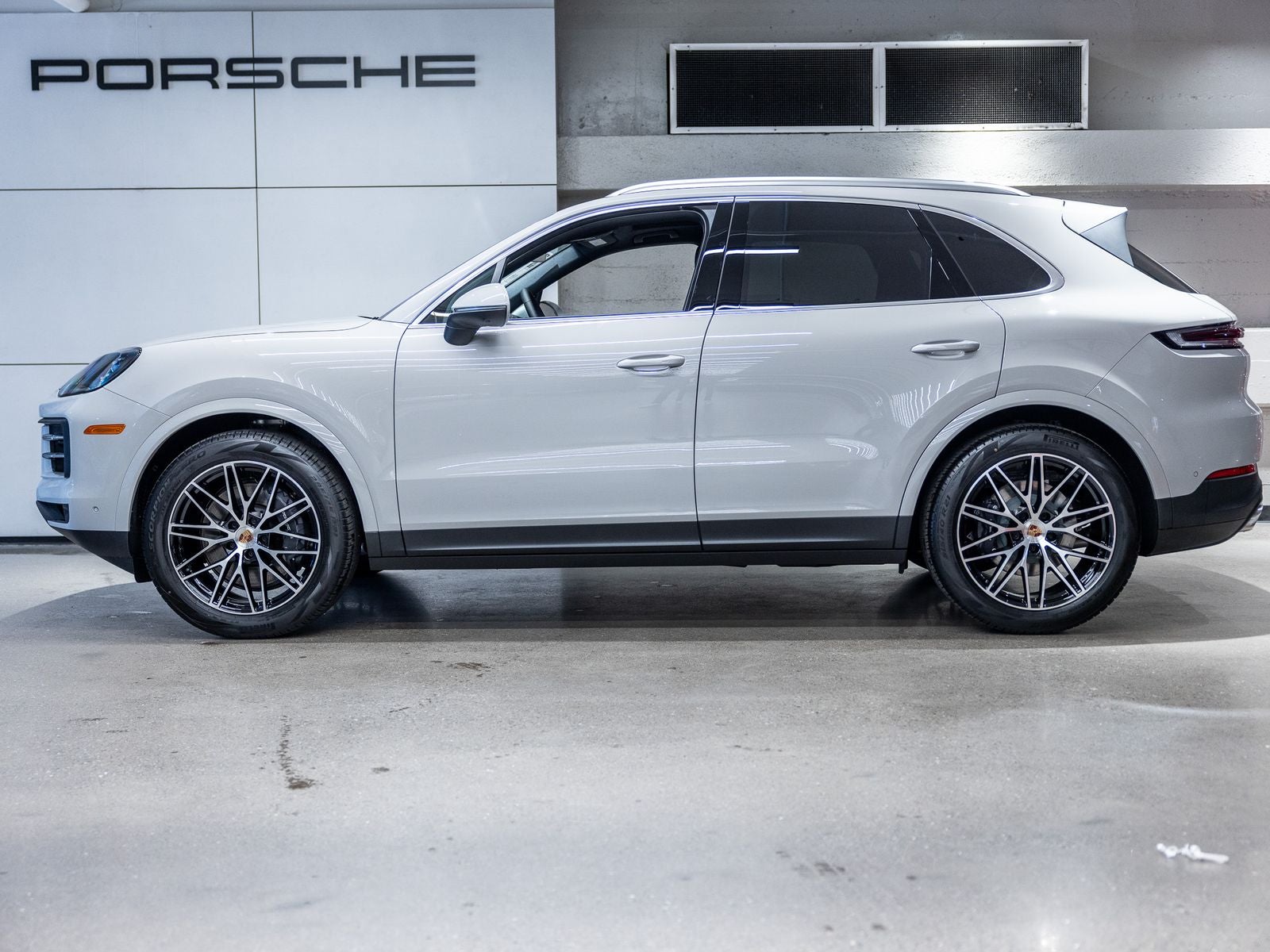 2026 Porsche Cayenne Base