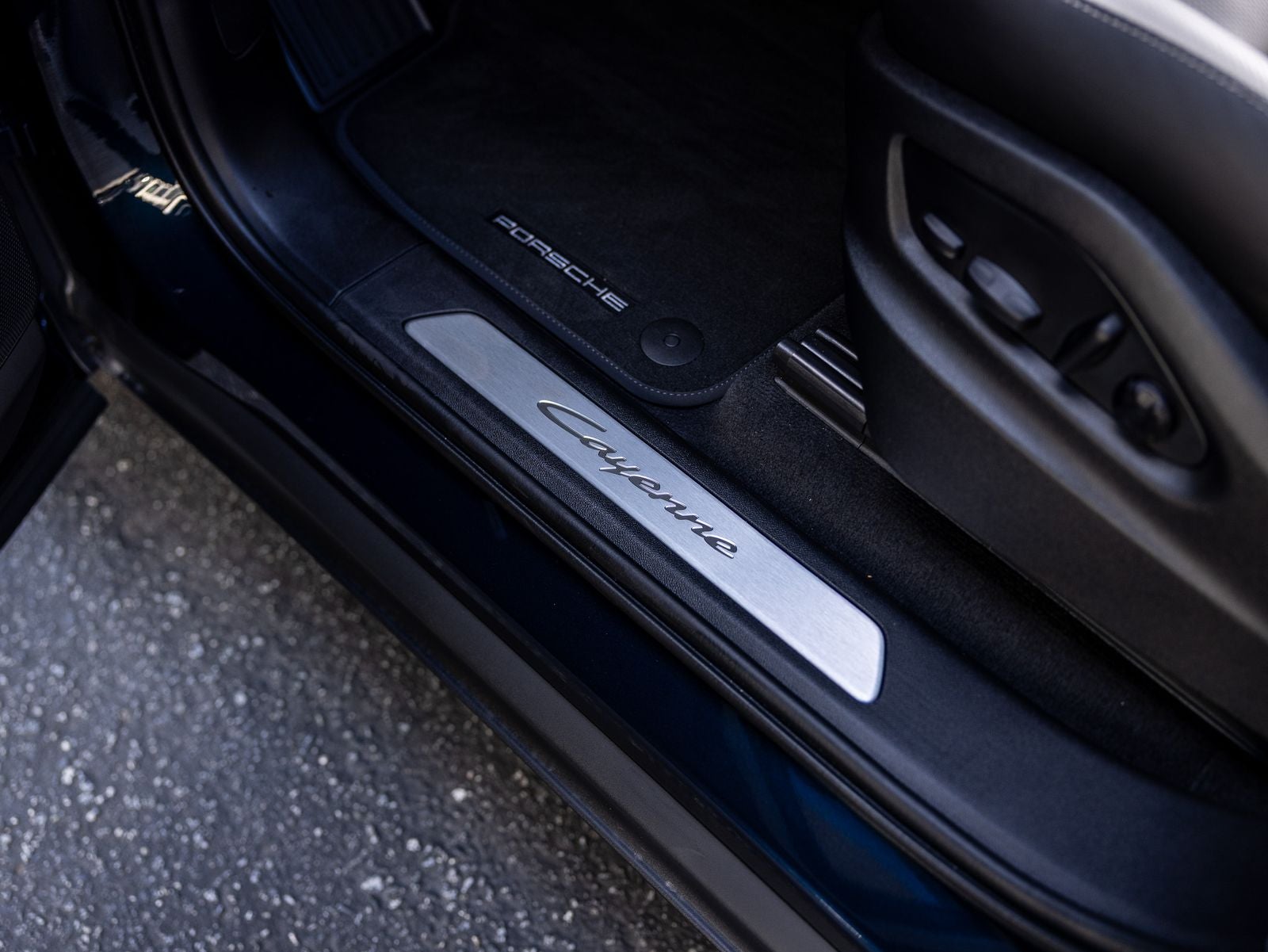 2026 Porsche Cayenne Base