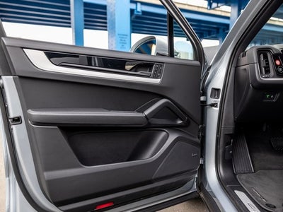 2025 Porsche Cayenne Cayenne