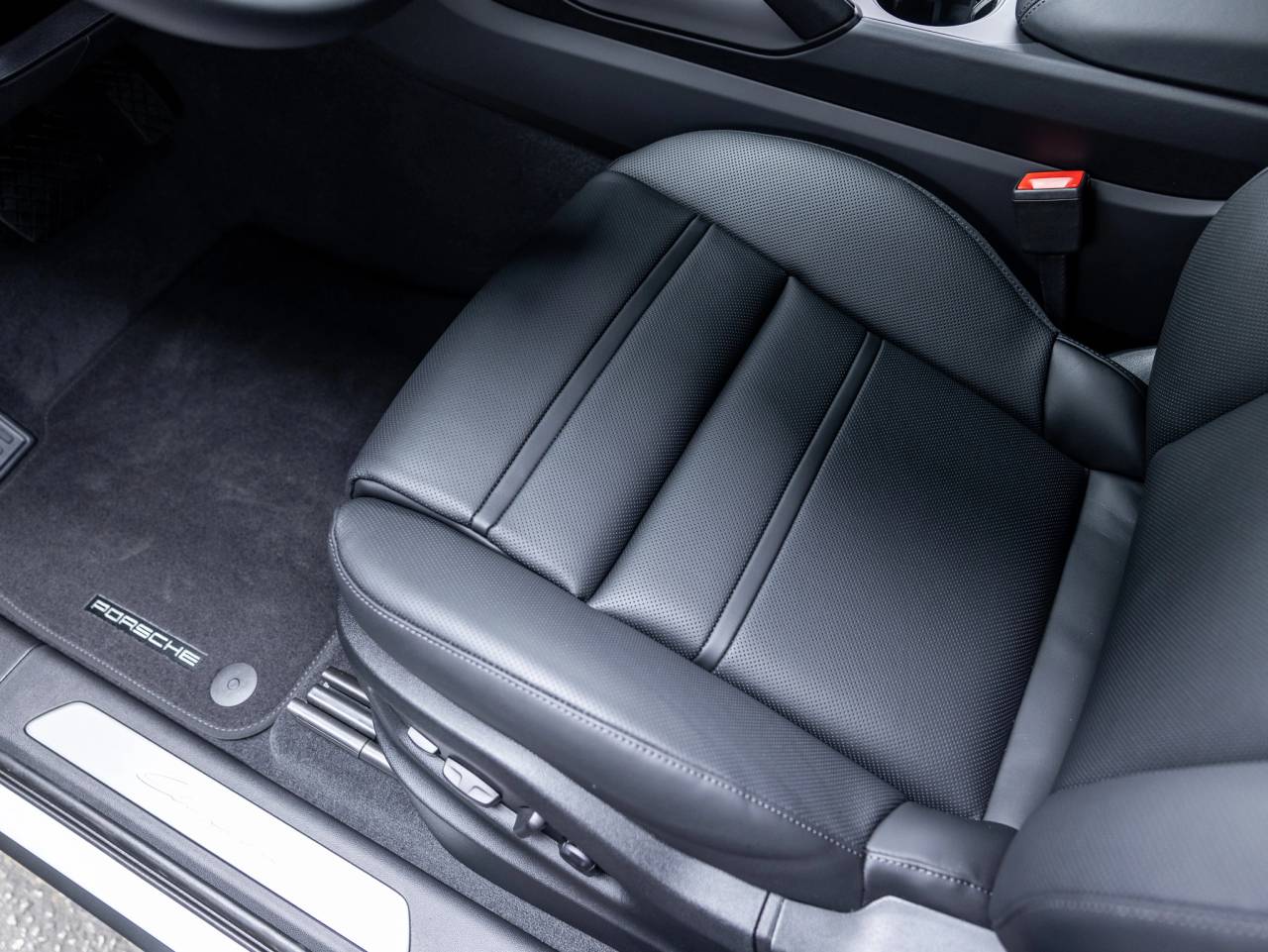 2025 Porsche Cayenne Cayenne