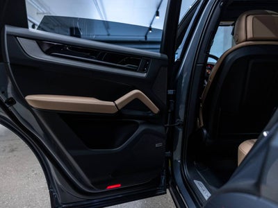 2026 Porsche Cayenne Base