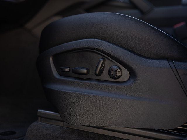 2025 Porsche Cayenne Cayenne