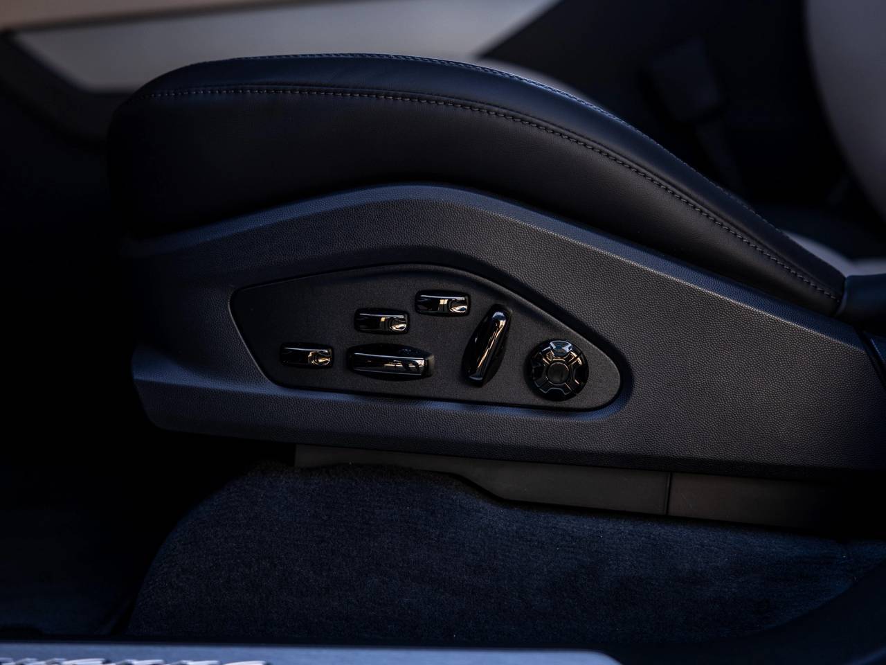 2026 Porsche Cayenne Cayenne Electric