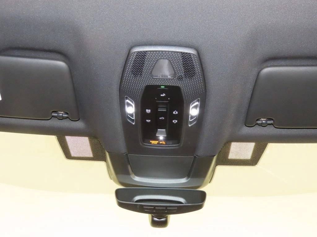 2026 Porsche Macan Macan 4 Electric
