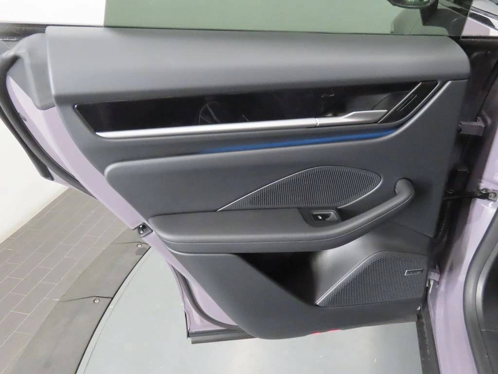 2026 Porsche Macan Macan 4 Electric