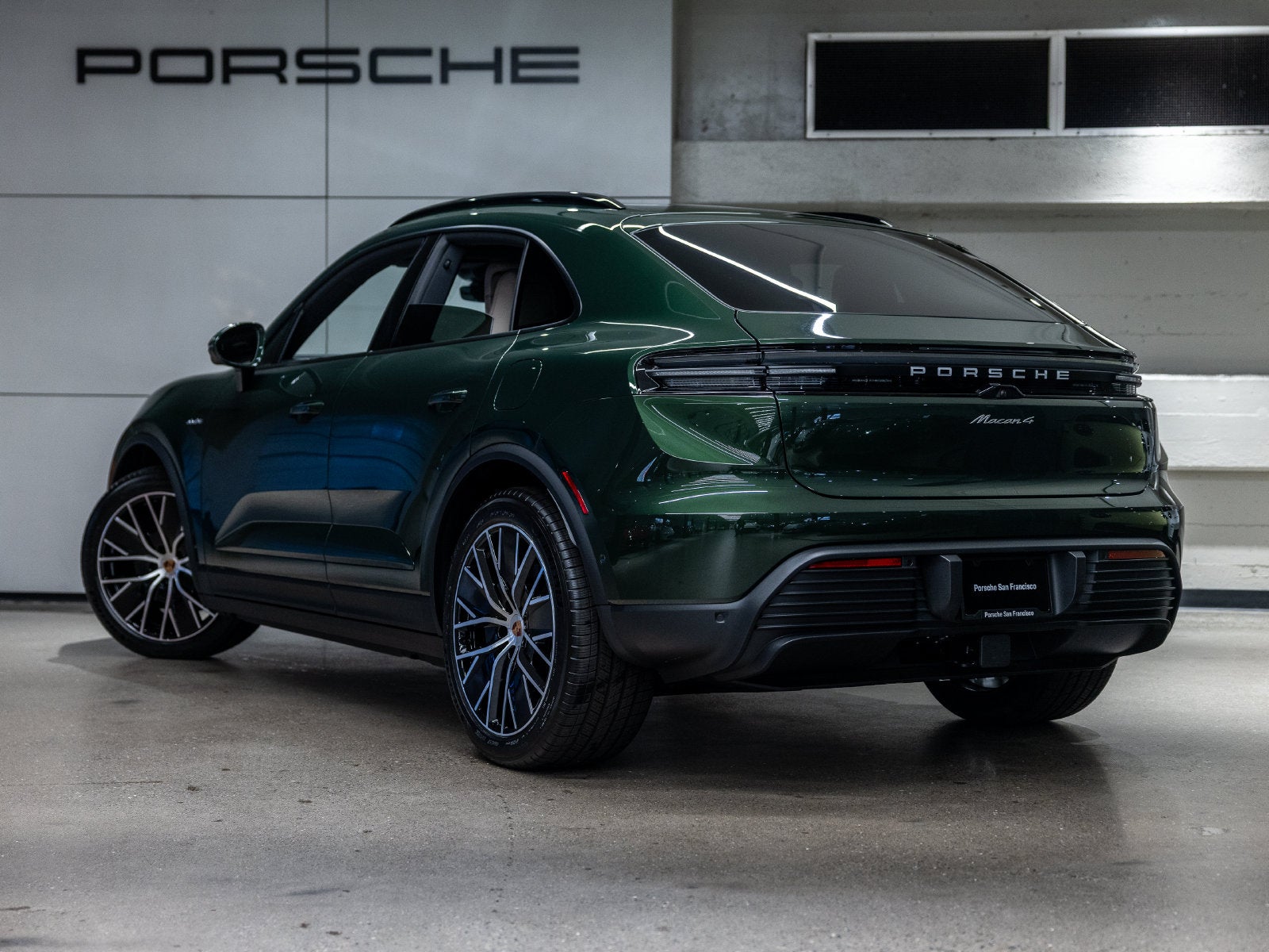 2026 Porsche Macan Macan 4 Electric