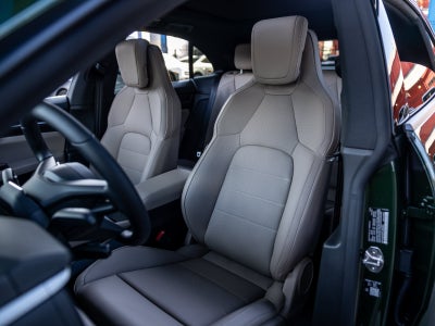 2026 Porsche Macan Macan 4 Electric