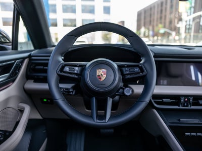 2026 Porsche Macan Macan 4 Electric