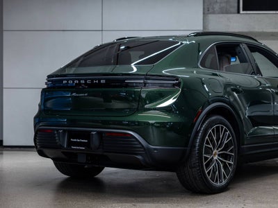 2026 Porsche Macan Macan 4 Electric