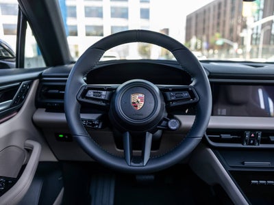 2026 Porsche Macan Macan 4 Electric