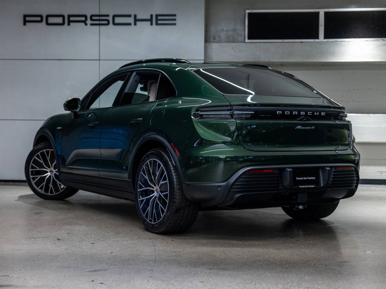 2026 Porsche Macan Macan 4 Electric
