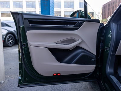 2026 Porsche Macan Macan 4 Electric