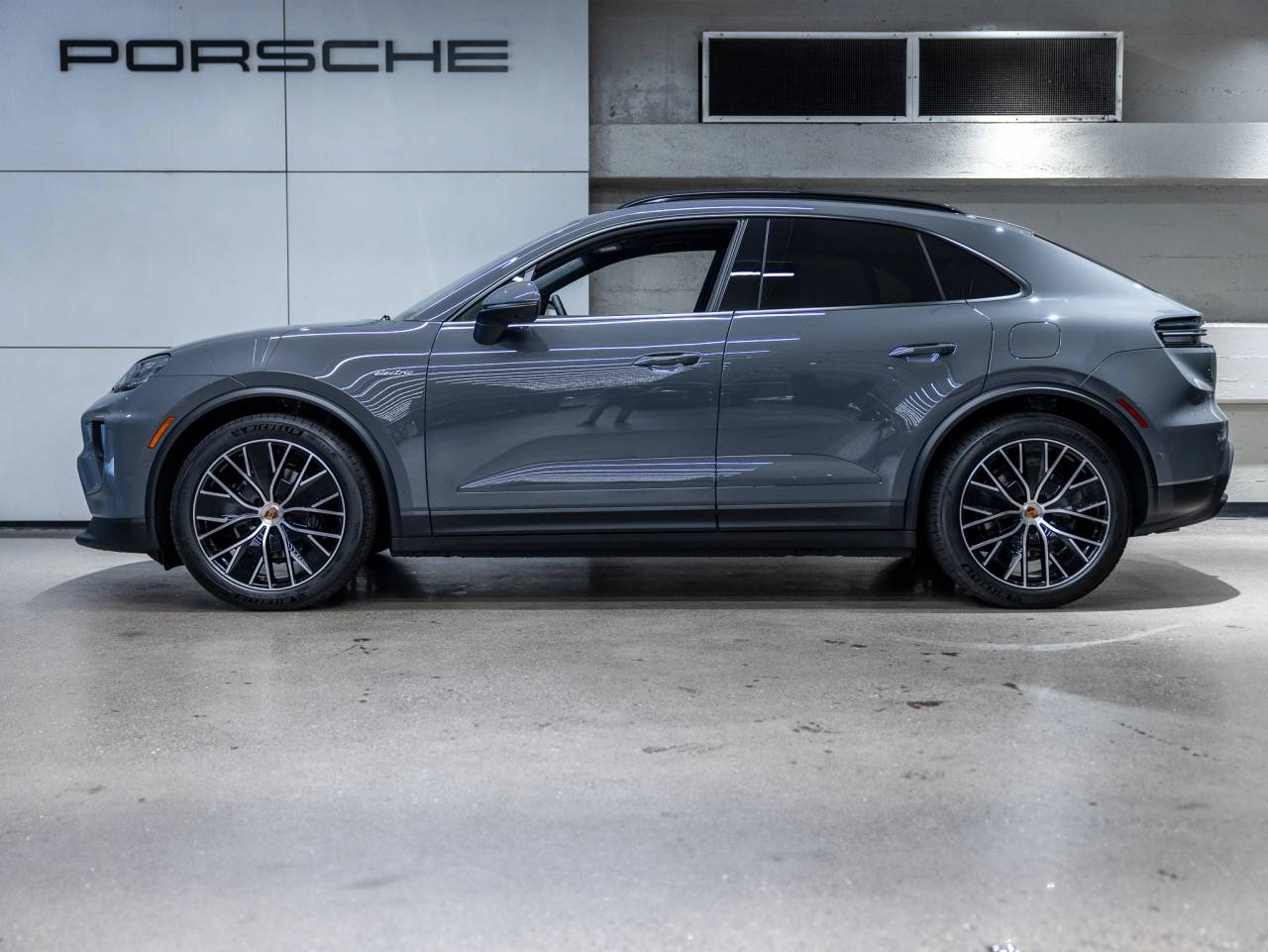 2026 Porsche Macan Macan 4 Electric