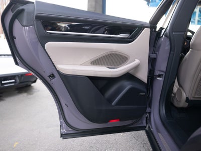 2026 Porsche Macan Macan 4 Electric