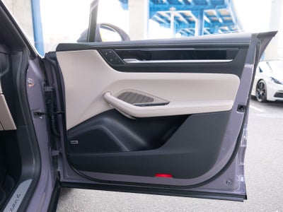 2026 Porsche Macan Macan 4 Electric