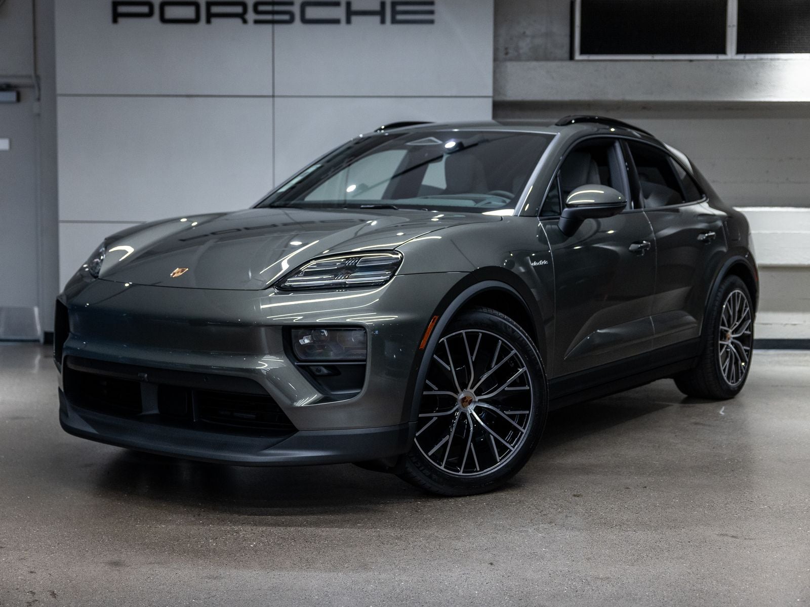 2026 Porsche Macan Macan 4 Electric