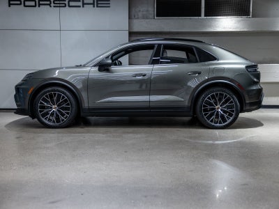 2026 Porsche Macan Macan 4 Electric