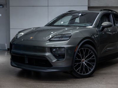2026 Porsche Macan Macan 4 Electric