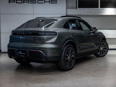 2026 Porsche Macan Macan 4 Electric