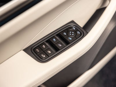 2026 Porsche Macan Macan 4 Electric