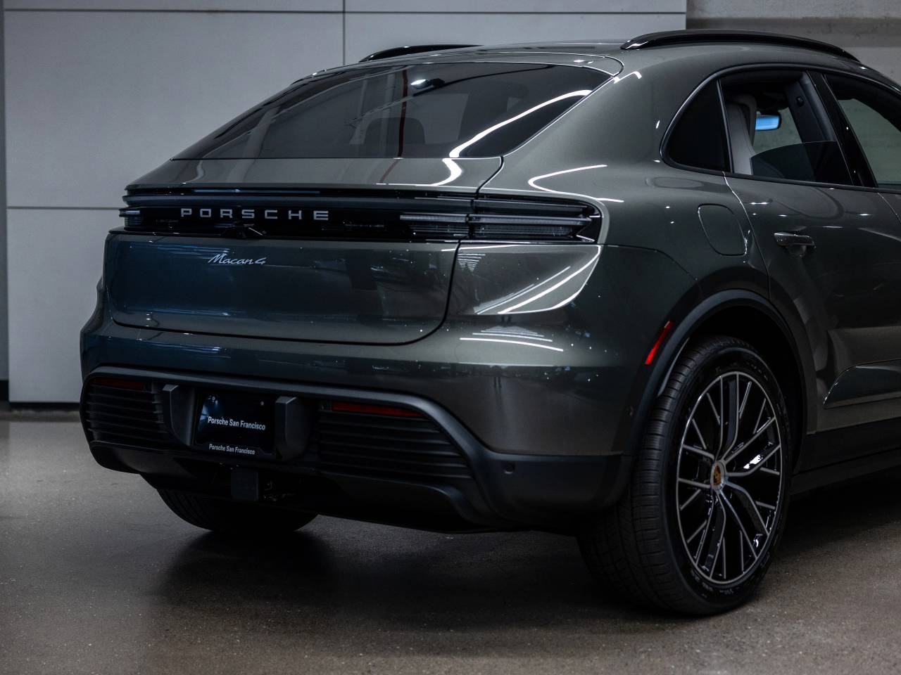 2026 Porsche Macan Macan 4 Electric