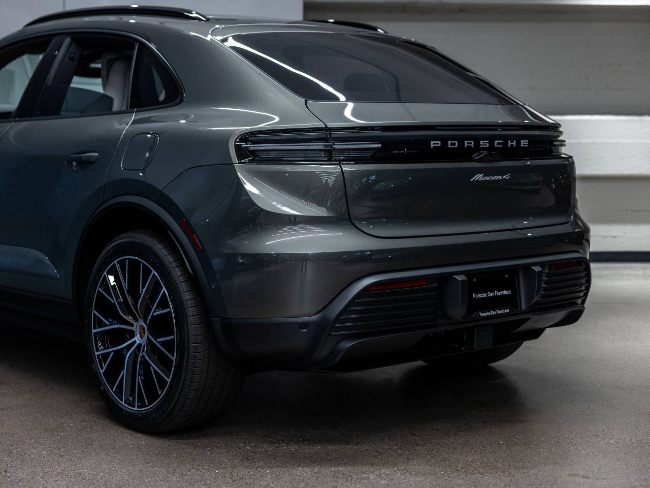 2026 Porsche Macan Macan 4 Electric