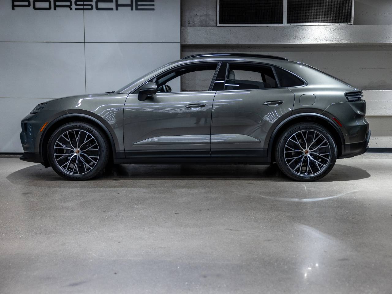 2026 Porsche Macan Macan 4 Electric