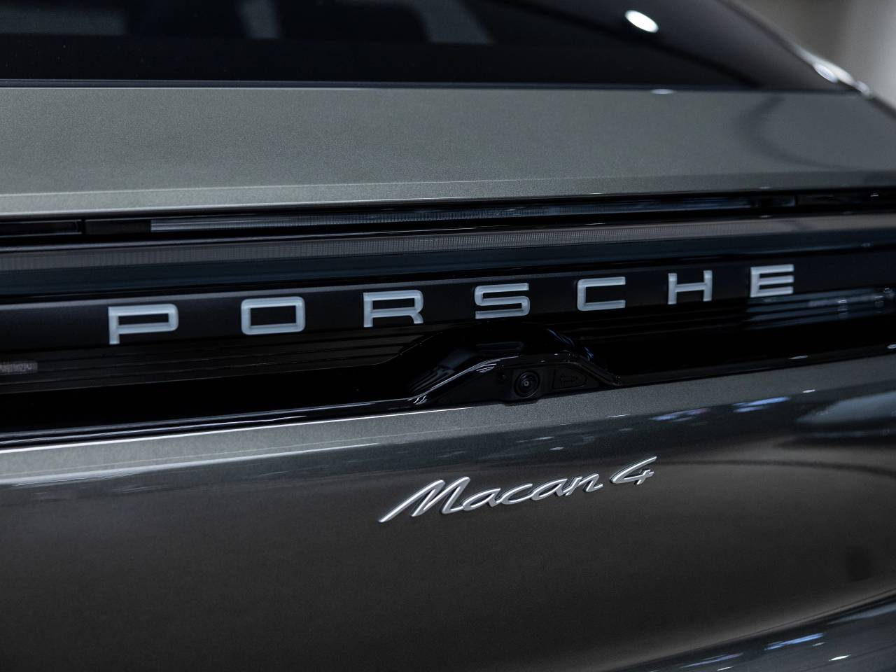 2026 Porsche Macan Macan 4 Electric