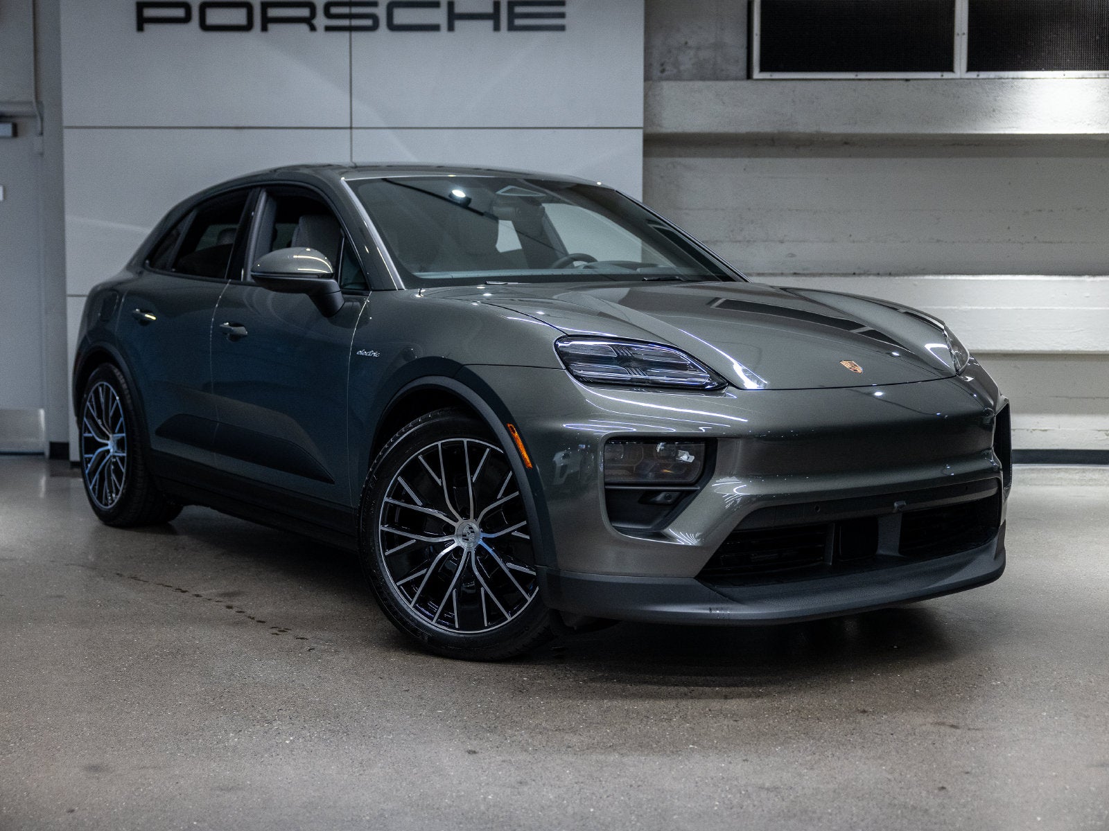 2026 Porsche Macan Macan 4 Electric