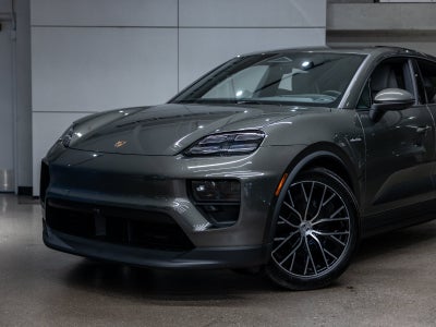 2026 Porsche Macan Macan 4 Electric