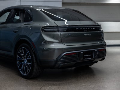 2026 Porsche Macan Macan 4 Electric