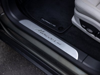 2026 Porsche Macan Macan 4 Electric