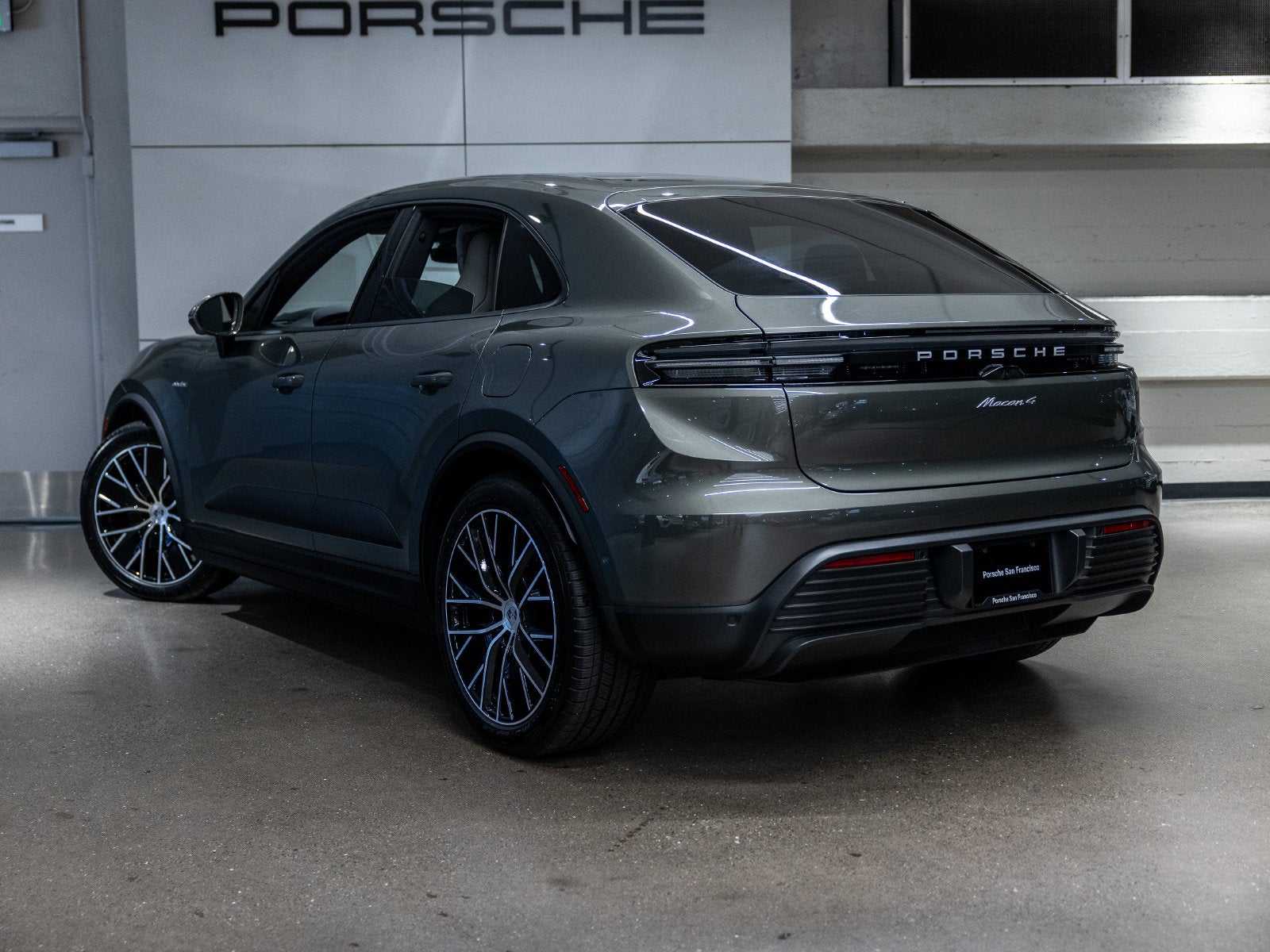 2026 Porsche Macan Macan 4 Electric