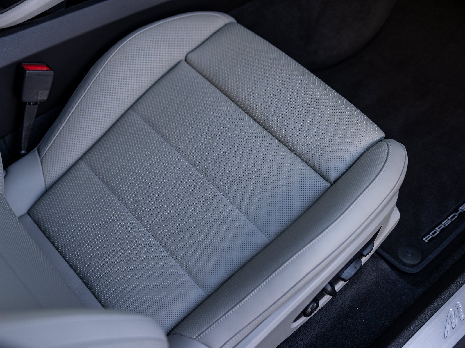 2026 Porsche Macan Macan 4 Electric