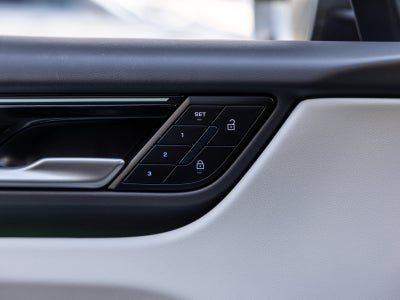 2026 Porsche Macan Macan 4 Electric