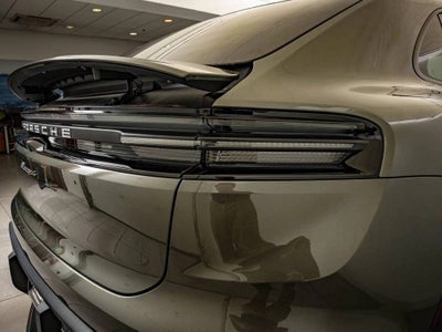 2026 Porsche Macan Macan 4 Electric