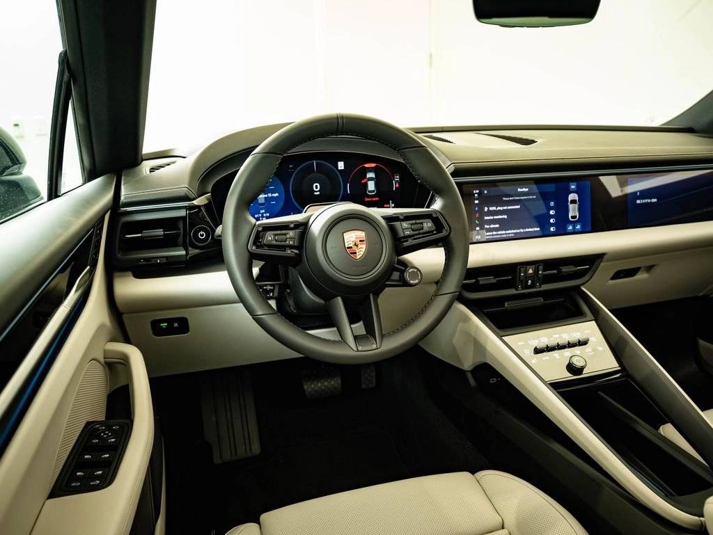 2026 Porsche Macan Macan 4 Electric