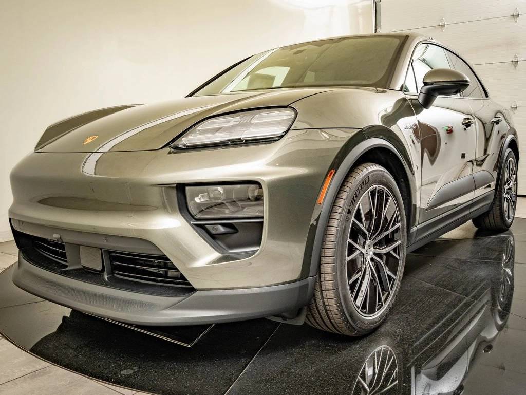 2026 Porsche Macan Macan 4 Electric
