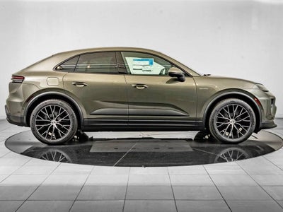 2026 Porsche Macan Macan 4 Electric