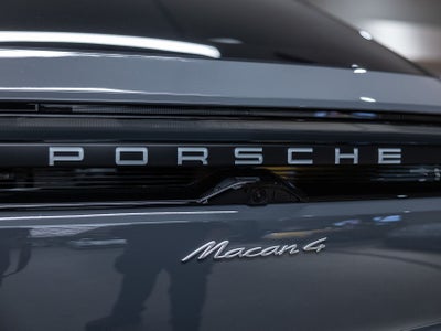 2026 Porsche Macan Macan 4 Electric