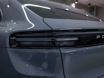 2026 Porsche Macan Macan 4 Electric