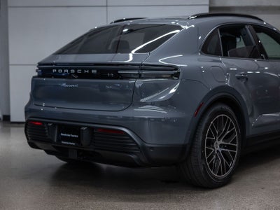 2026 Porsche Macan Macan 4 Electric