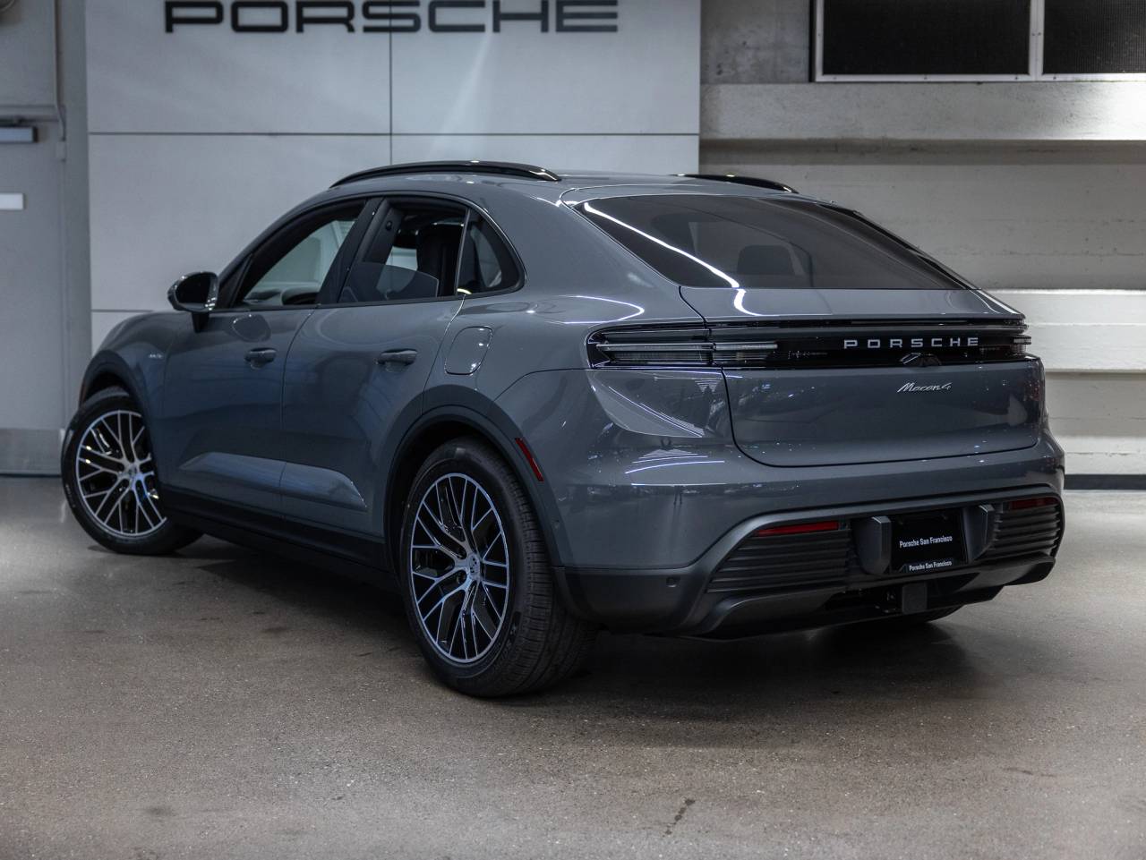 2026 Porsche Macan Macan 4 Electric