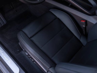2026 Porsche Macan Macan 4 Electric