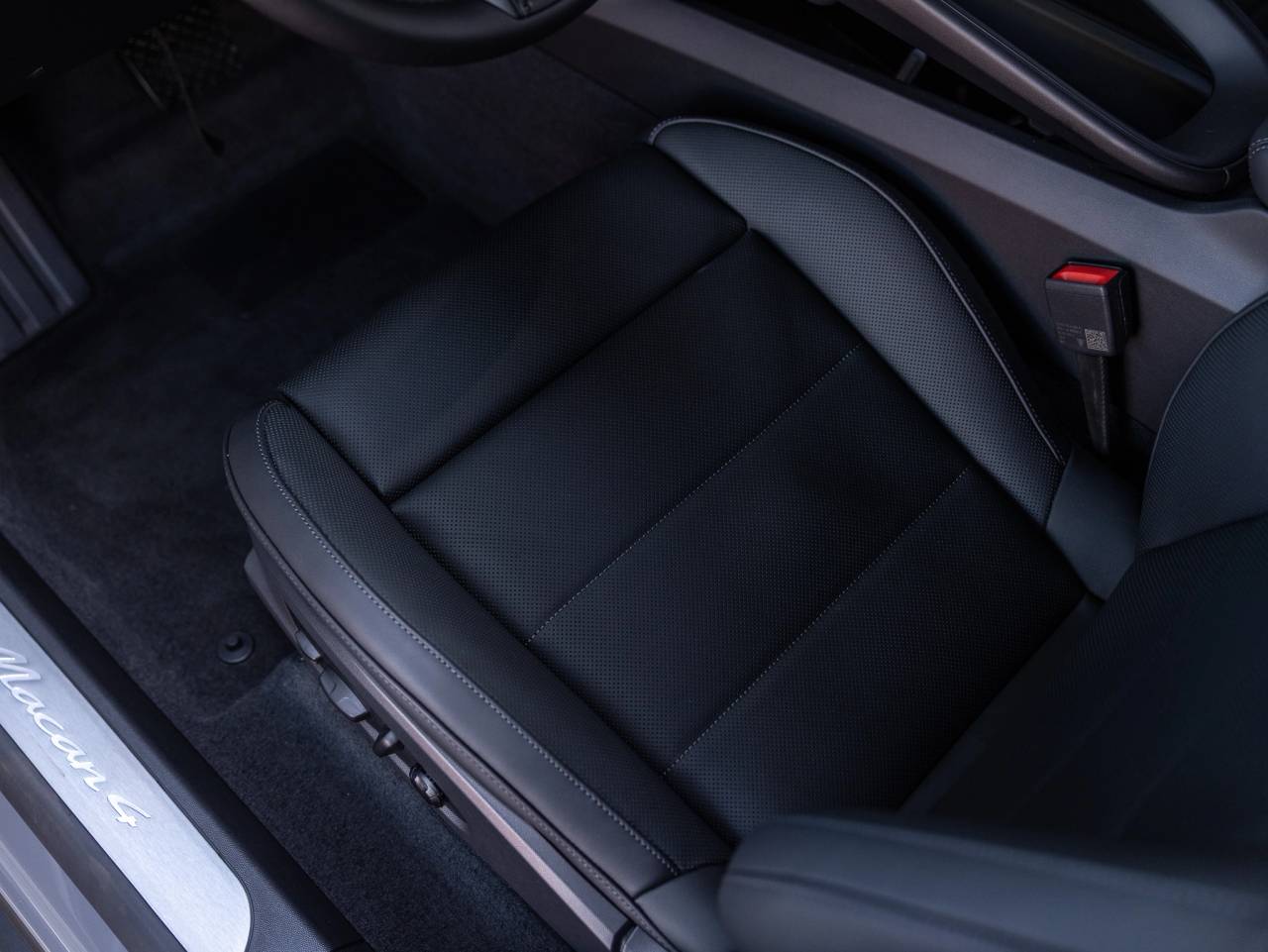 2026 Porsche Macan Macan 4 Electric