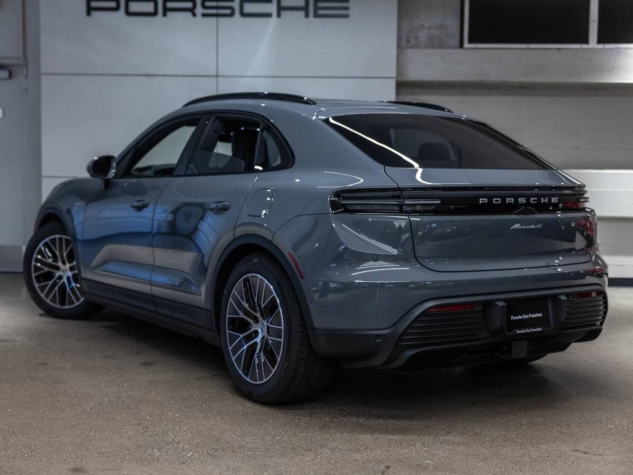 2026 Porsche Macan Macan 4 Electric
