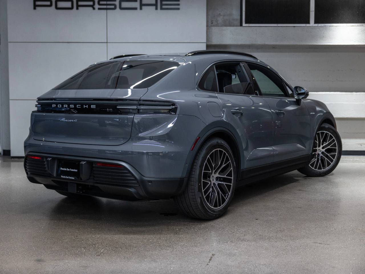 2026 Porsche Macan Macan 4 Electric