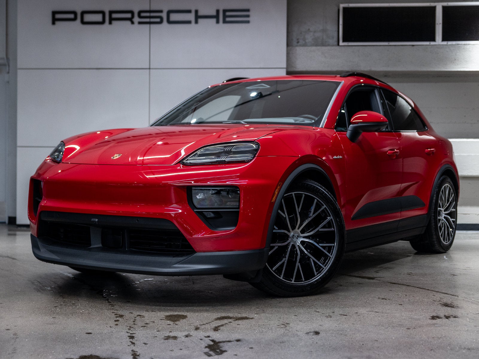 2026 Porsche Macan Macan 4 Electric