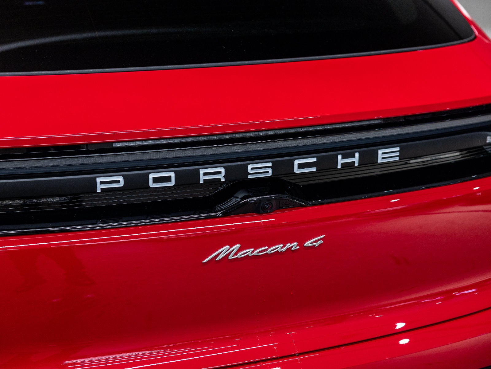 2026 Porsche Macan Macan 4 Electric