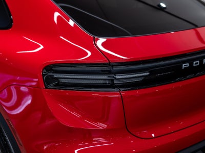 2026 Porsche Macan Macan 4 Electric